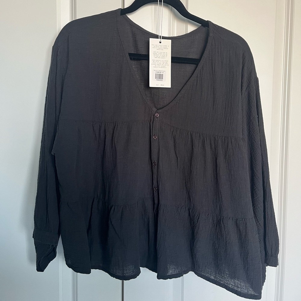 Esby ‘MIA Top’ Size M